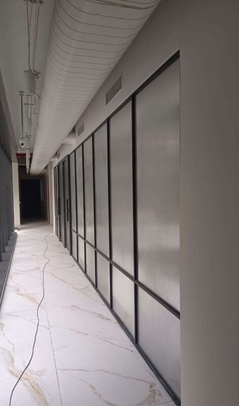 slim-thoughened-glass-partition-in-pune