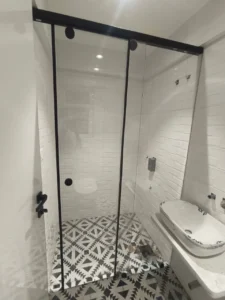 shower glass partition With sliding door In Hadapsar