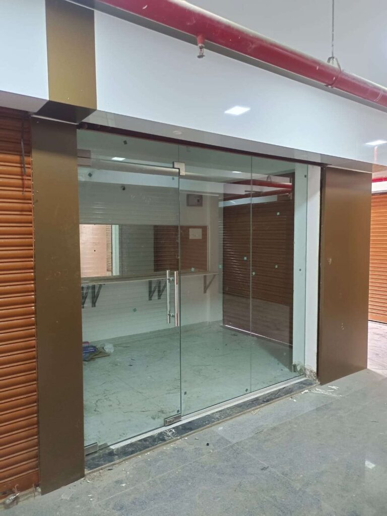 retail shop glass partiton in pune